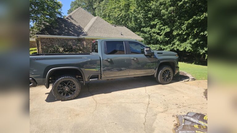 What Should the Psi for 2025 Chevy Truck Tires Be